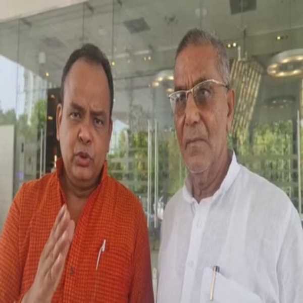 झारखंड कांग्रेस में बगावत, असंतुष्ट विधायकों ने बैठक कर कहा-सरकार में शामिल पार्टी के चारों मंत्री नकारा